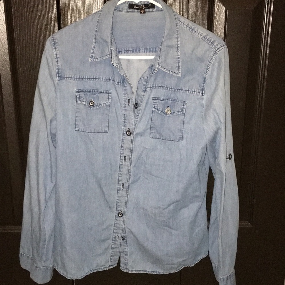 ⚠️Juniors Jean Shirt (L)